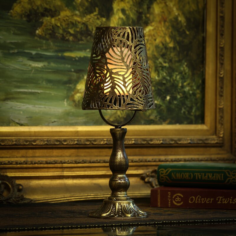 Beyarmudu bronze table lamp