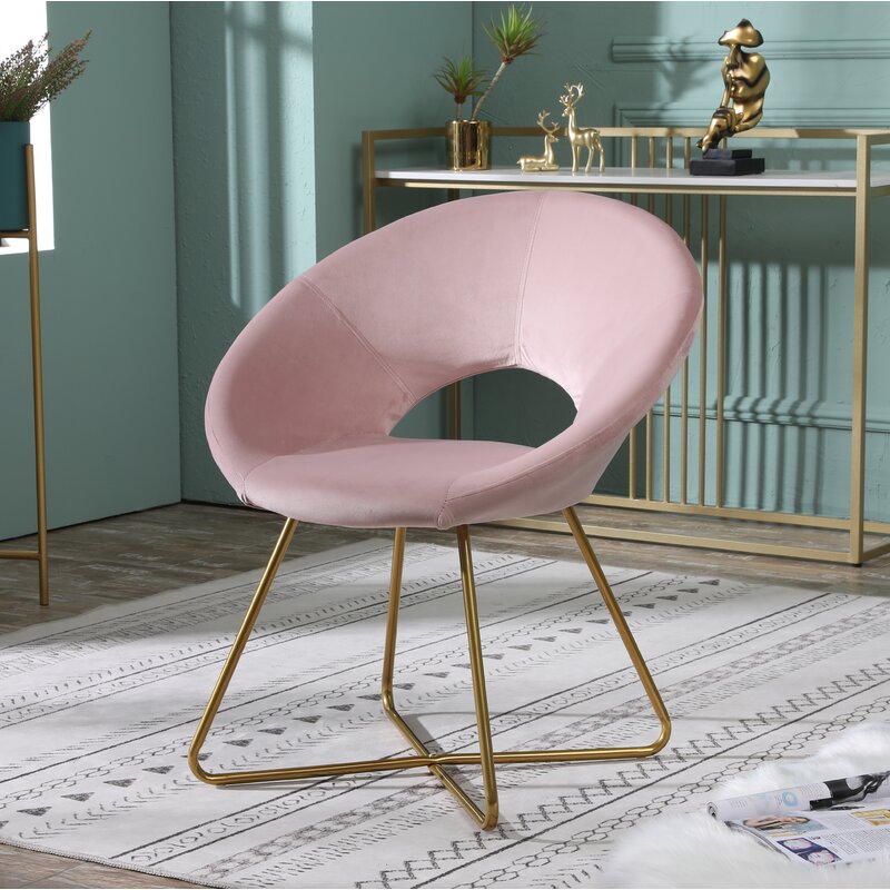 Wide velvet papasan chair